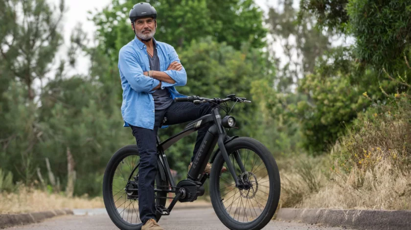 Men's E-bike Electra Cafe Moto GO! Step Over Black Titanium
